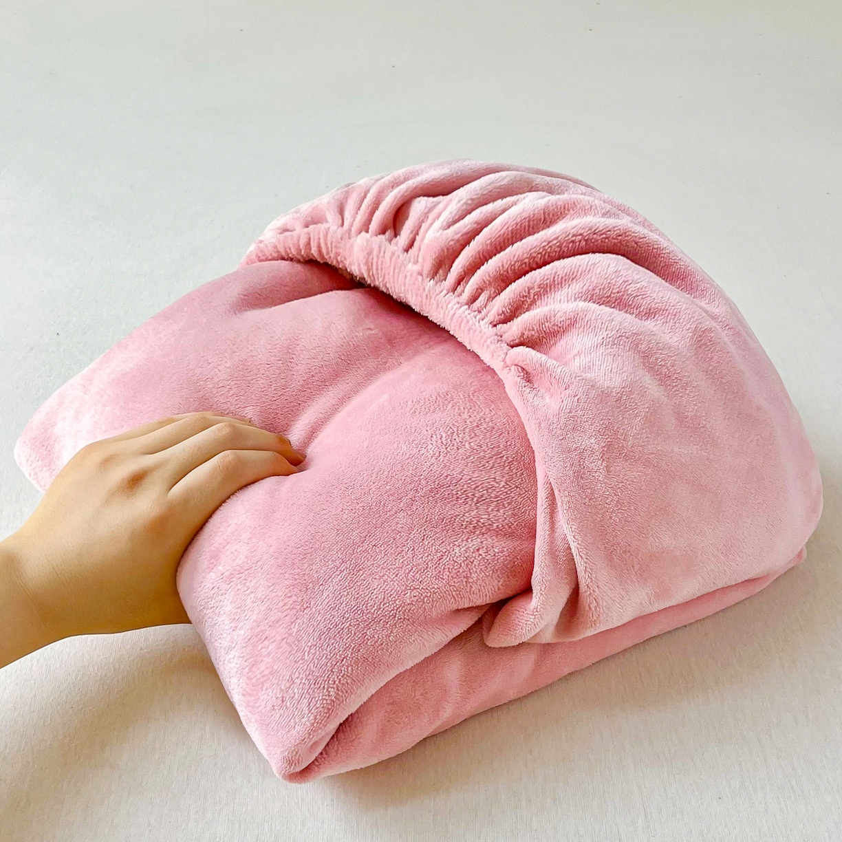 91家纺网 家纺一手货源 找家纺 恬澳家纺 2025新款200g高克重牛奶绒床笠单品床笠单件单床笠 暖阳-樱花粉