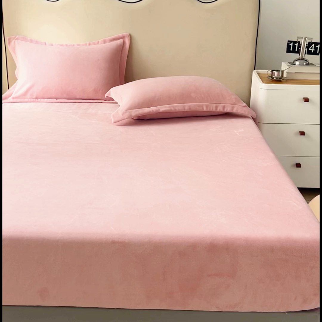 91家纺网 家纺一手货源 找家纺 恬澳家纺 2025新款200g高克重牛奶绒床笠单品床笠单件单床笠 暖阳-樱花粉