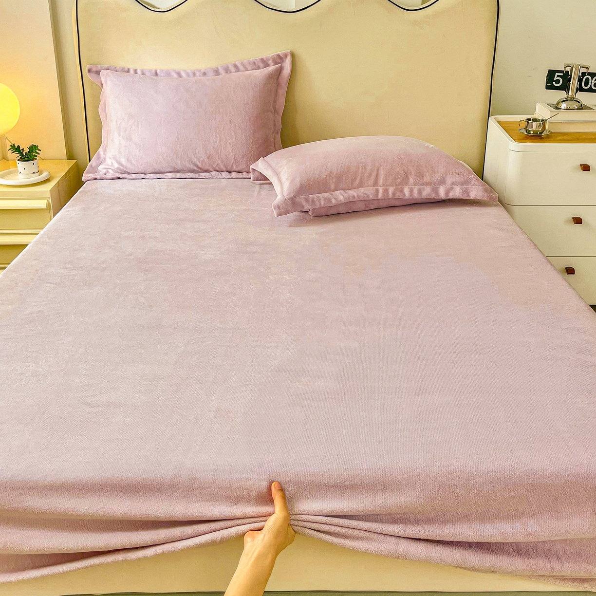91家纺网 家纺一手货源 找家纺 恬澳家纺 2025新款200g高克重牛奶绒床笠单品床笠单件单床笠 暖阳-芋泥紫