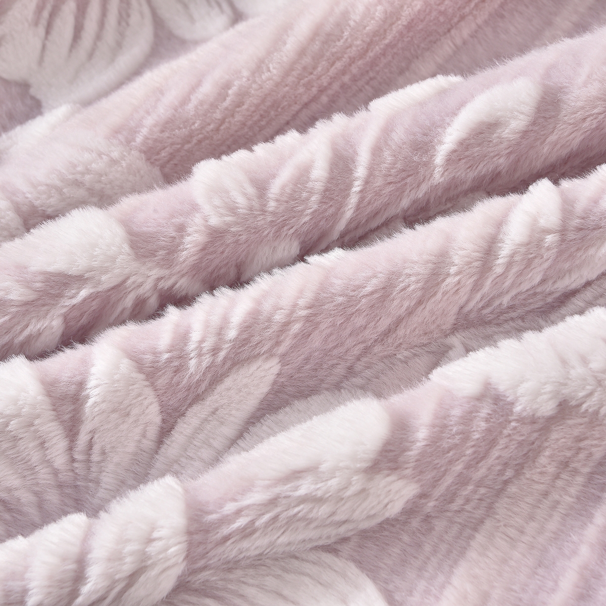 91家纺网 家纺一手货源 找家纺 （总）吾秀家居 2025新款高克重深雕兔毛绒四件套-初雪系列