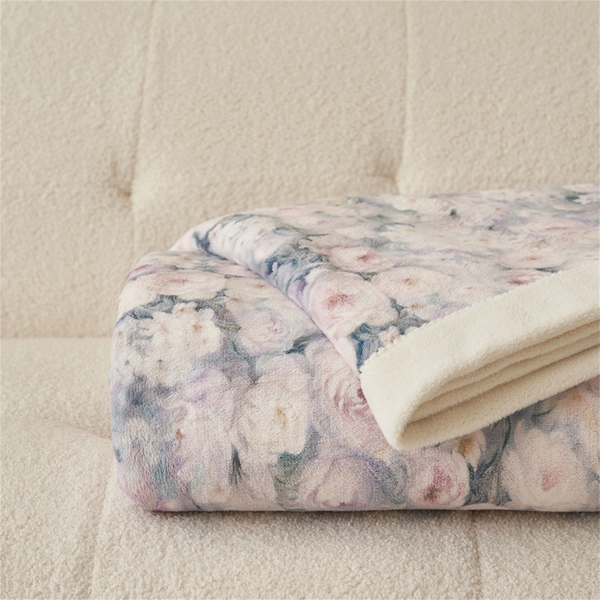 91家纺网 家纺一手货源 找家纺 寐绸家纺 2025新款牛奶绒数码印花毛毯 数码毛毯-花海