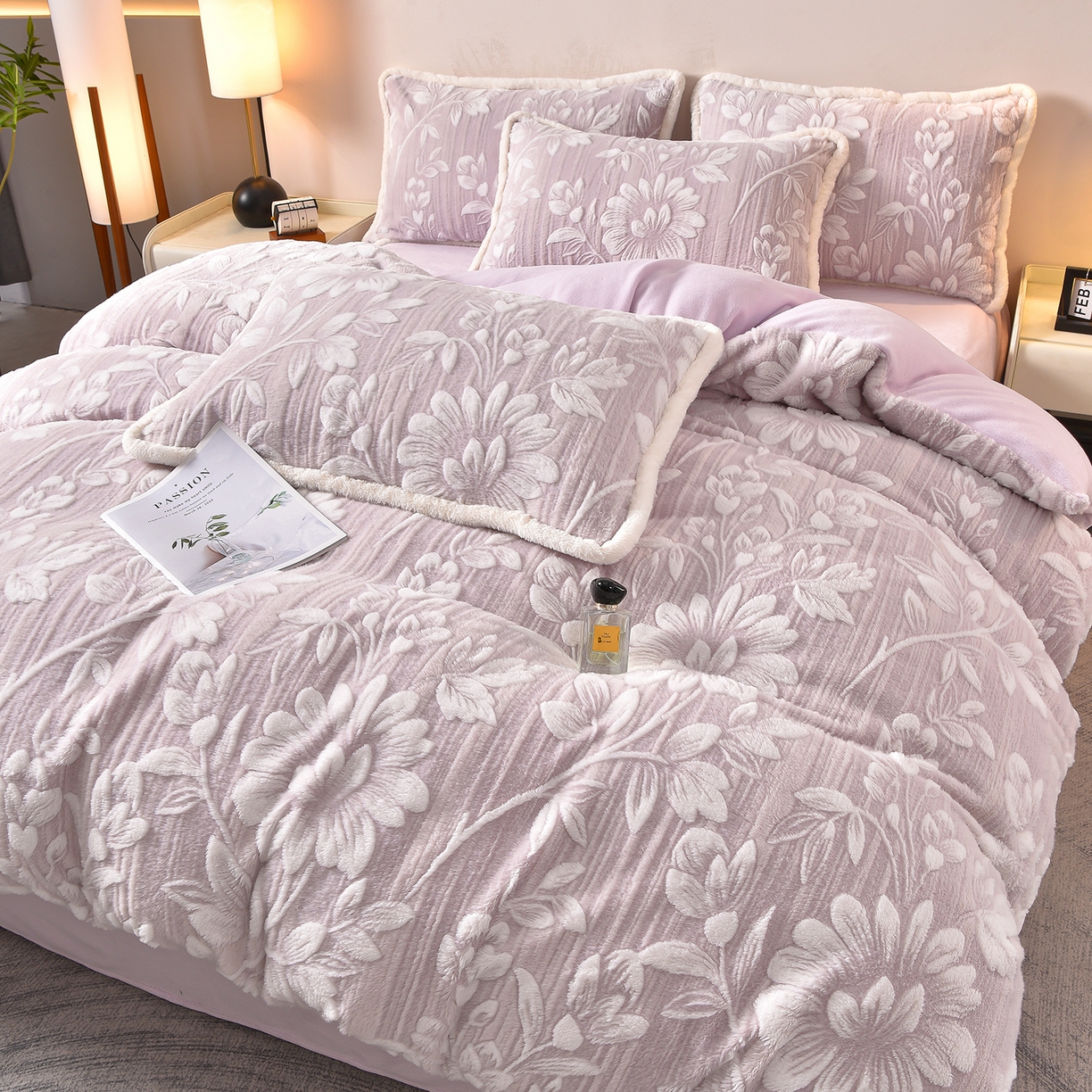 91家纺网 家纺一手货源 找家纺 （总）吾秀家居 2025新款高克重深雕兔毛绒四件套-初雪系列