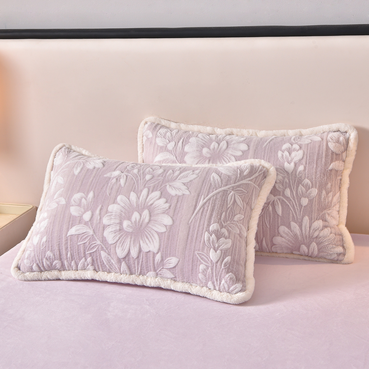 91家纺网 家纺一手货源 找家纺 吾秀家居 2025新款高克重深雕兔毛绒四件套-初雪系列 紫晶之恋