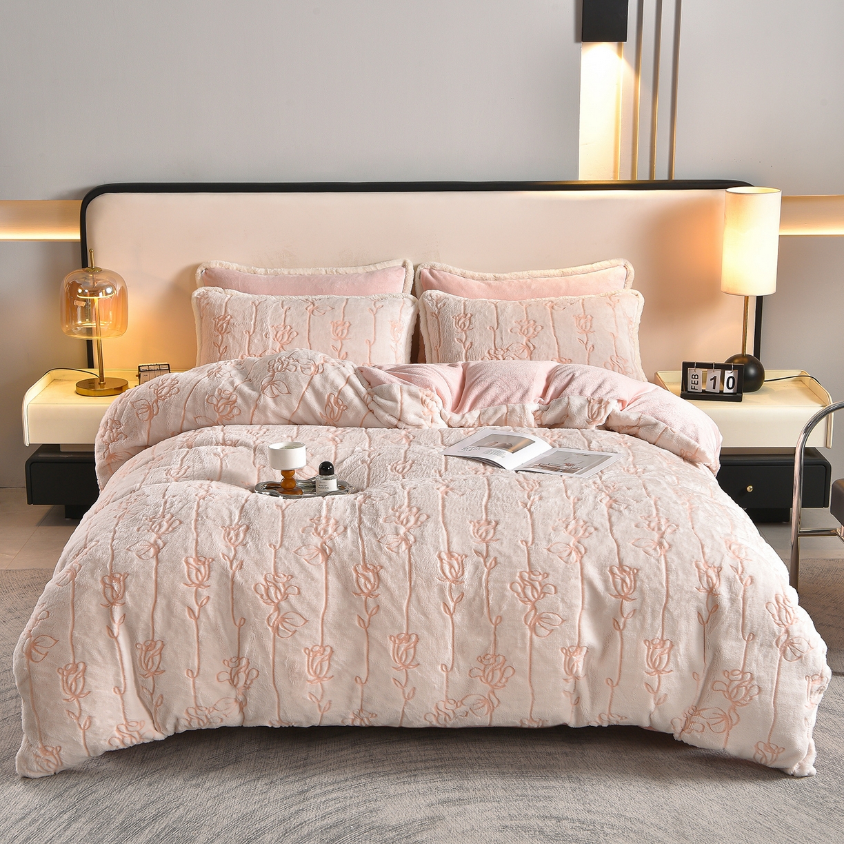 吾秀家居 2025新款高克重深雕兔毛绒四件套-初雪系列 粉色玫瑰