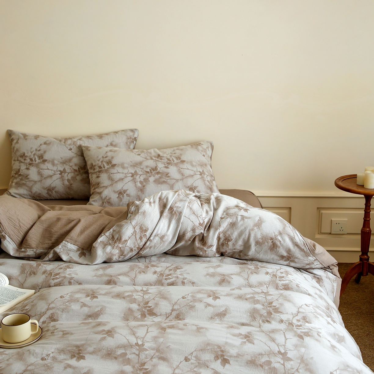 91家纺网 家纺一手货源 找家纺 沐白家居 2025新款色织全棉提花四件套 流金岁月-卡其