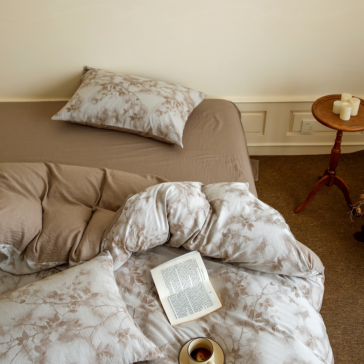 91家纺网 家纺一手货源 找家纺 沐白家居 2025新款色织全棉提花四件套 流金岁月-卡其