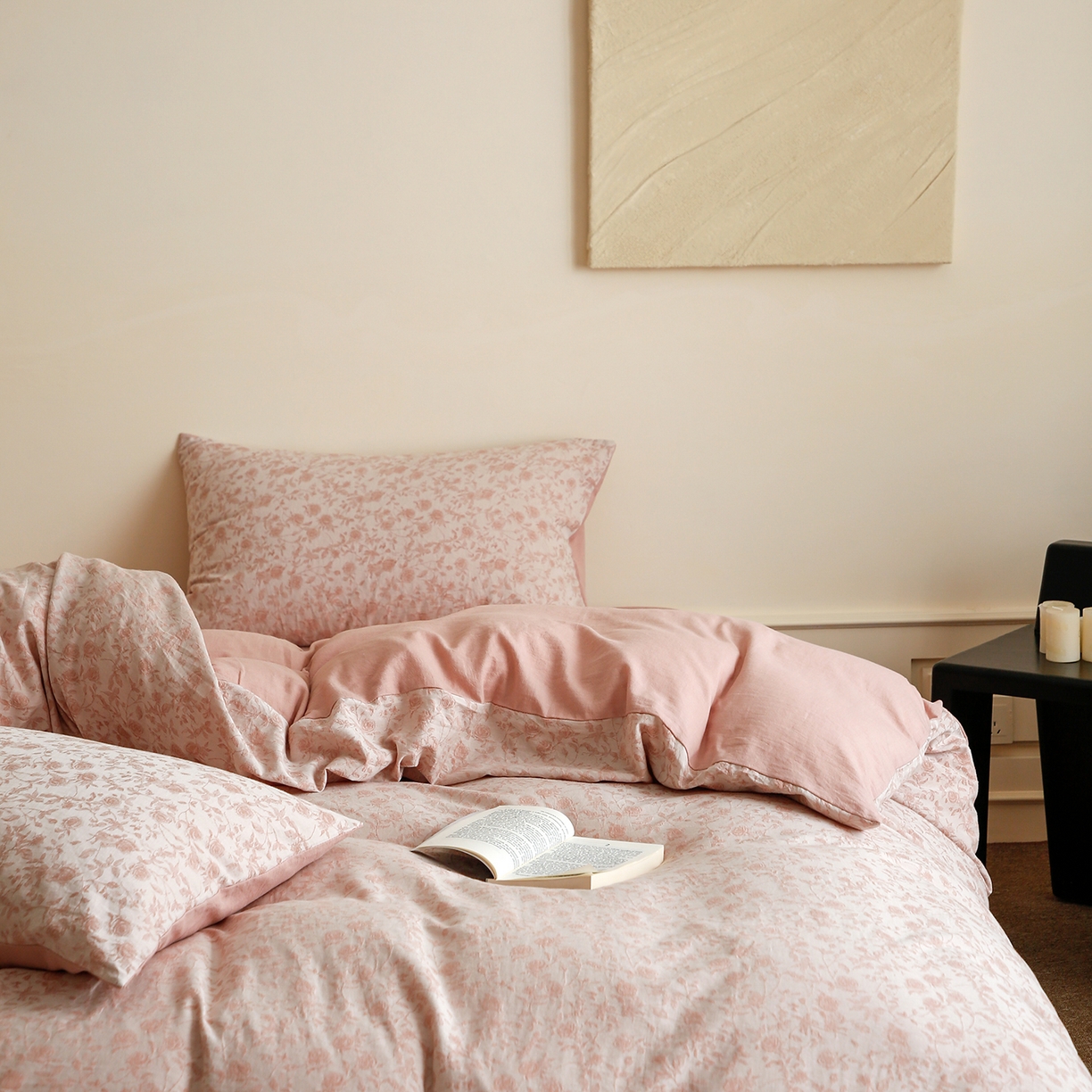 91家纺网 家纺一手货源 找家纺 沐白家居 2025新款色织全棉提花四件套 苏黎玫瑰-粉