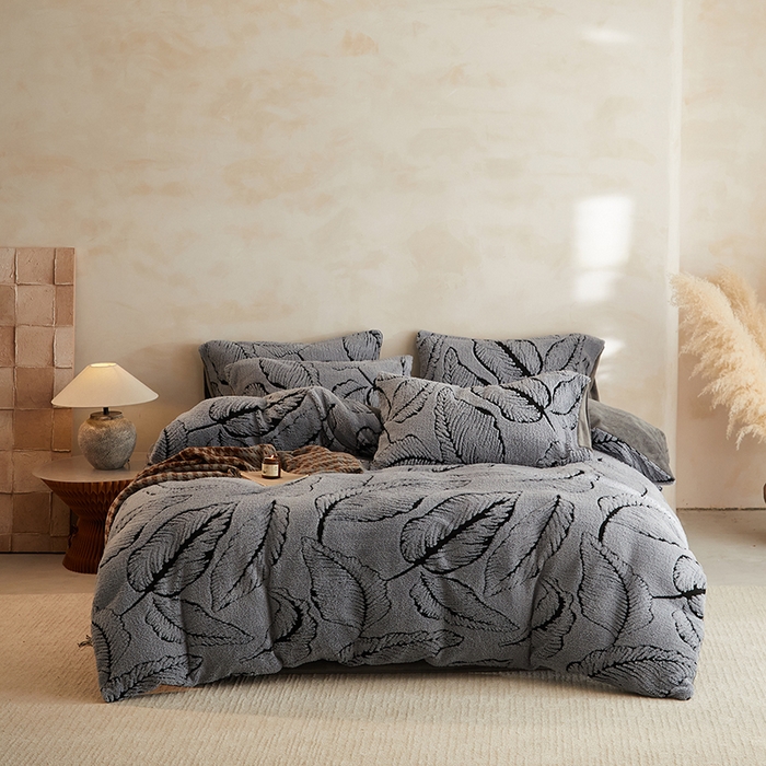 91家纺网 家纺一手货源 找家纺 （总）吾秀家居 2025新款牛奶绒提花绵羊绒四件套-羊绒系列