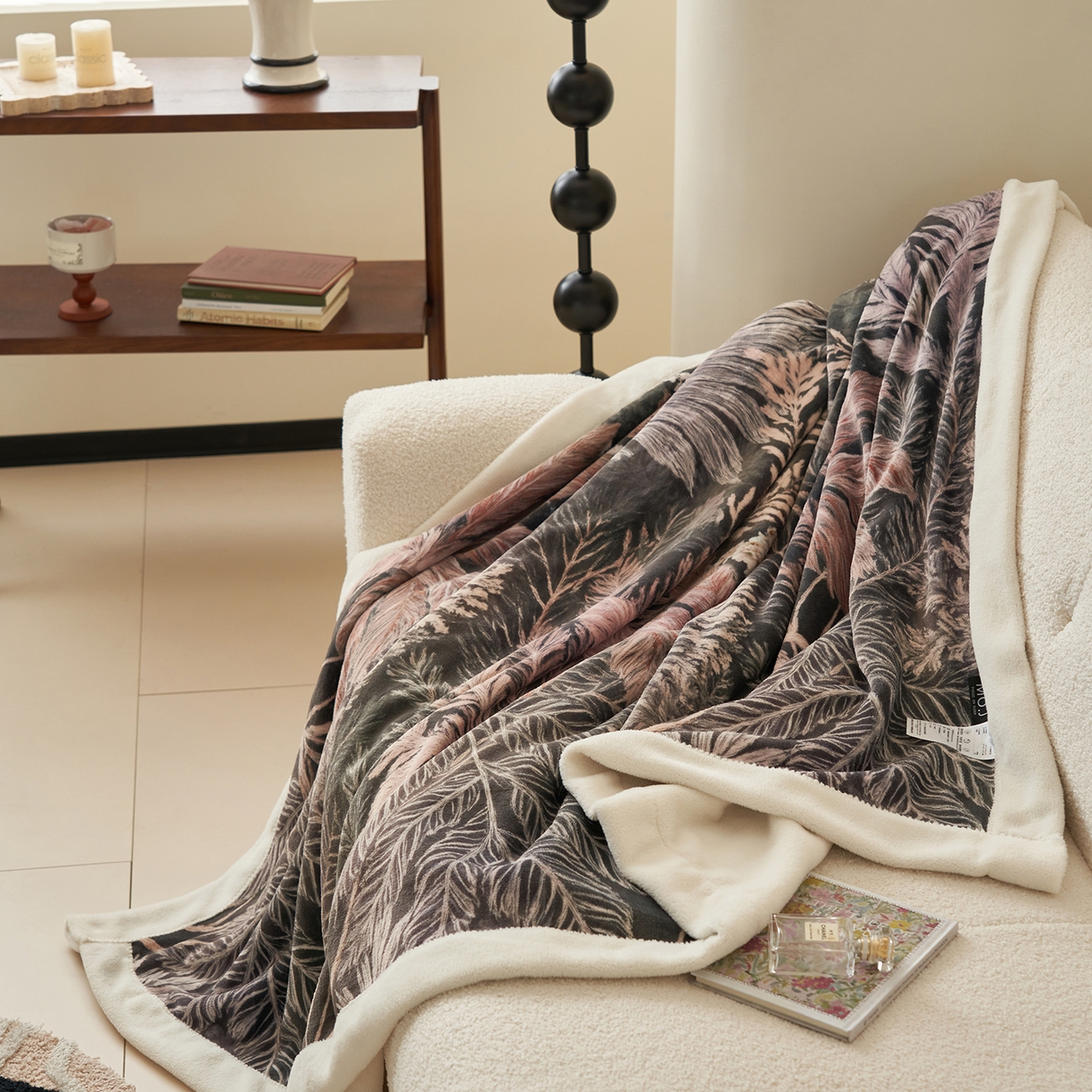 91家纺网 家纺一手货源 找家纺 寐绸家纺 2025新款牛奶绒数码印花毛毯 数码毛毯-梦境