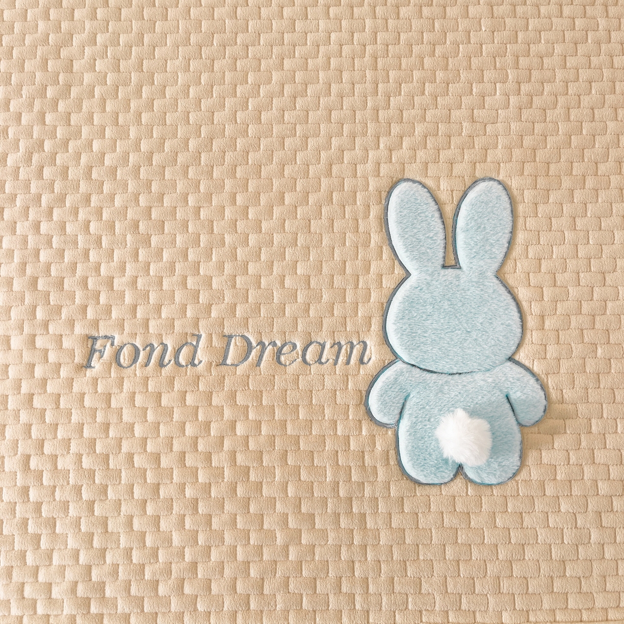 91家纺网 家纺一手货源 找家纺 （总）爱思凯家纺 2025新款新棉绒床褥-许愿兔（成人款）