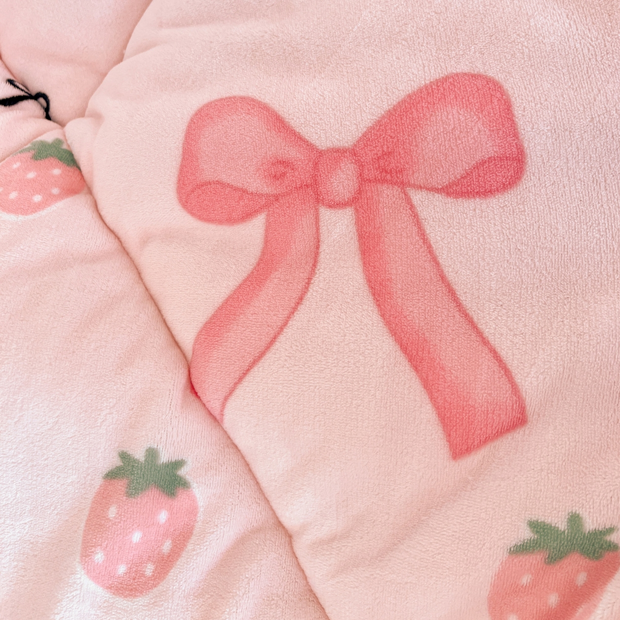 91家纺网 家纺一手货源 找家纺 （总）铺尚美家纺 2025新款牛奶绒羊羔绒印花清新款冬被子被芯