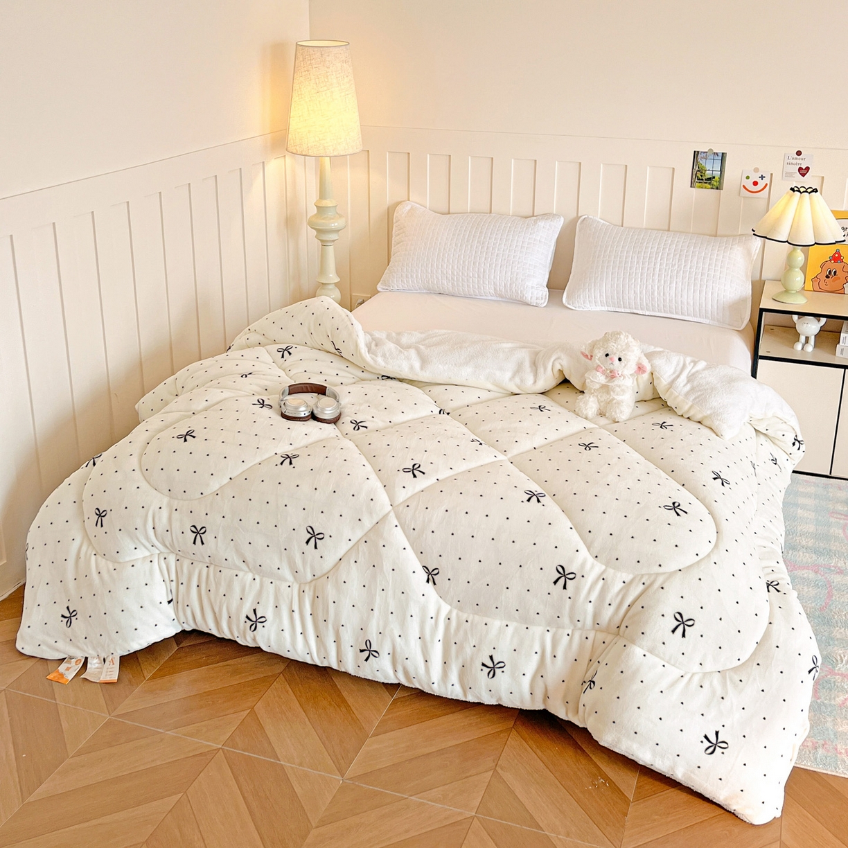 91家纺网 家纺一手货源 找家纺 铺尚美家纺 2025新款牛奶绒羊羔绒印花清新款冬被子被芯 蝴蝶点点心