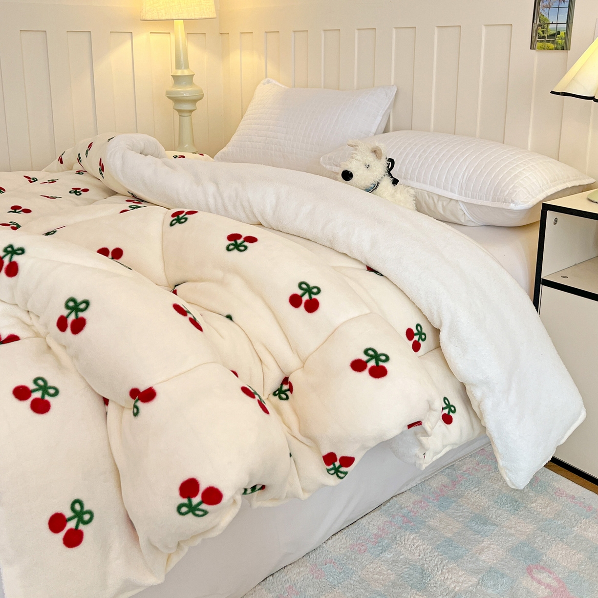 91家纺网 家纺一手货源 找家纺 铺尚美家纺 2025新款牛奶绒羊羔绒印花清新款冬被子被芯 一口樱桃