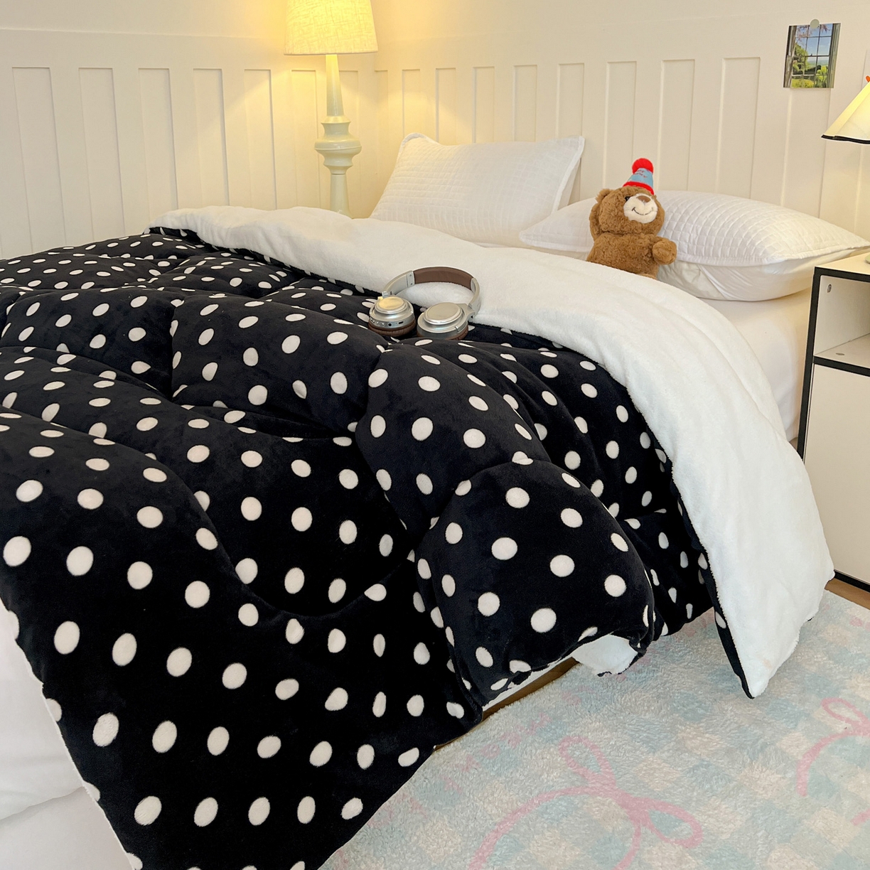 91家纺网 家纺一手货源 找家纺 铺尚美家纺 2025新款牛奶绒羊羔绒印花清新款冬被子被芯 黑珍珠