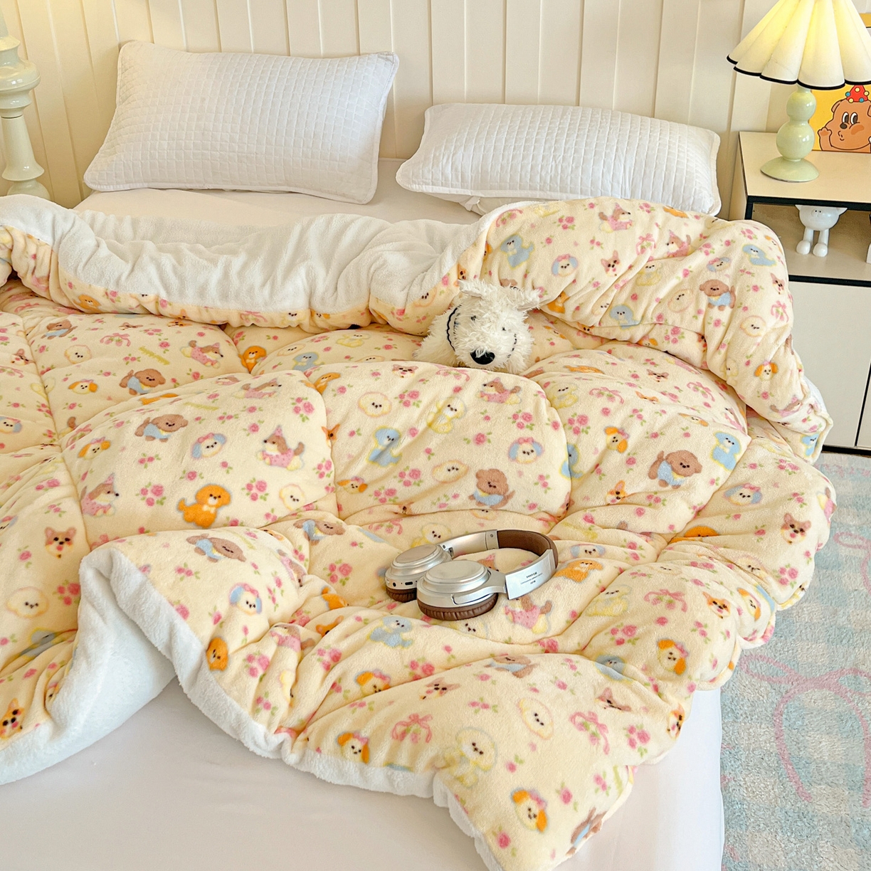 91家纺网 家纺一手货源 找家纺 铺尚美家纺 2025新款牛奶绒羊羔绒印花清新款冬被子被芯 卖萌修狗