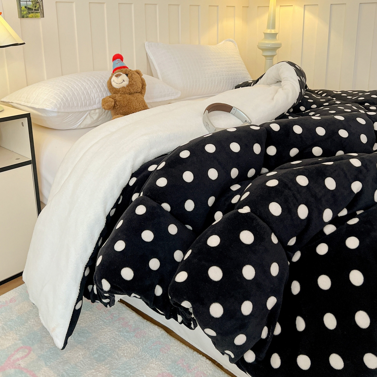 91家纺网 家纺一手货源 找家纺 铺尚美家纺 2025新款牛奶绒羊羔绒印花清新款冬被子被芯 黑珍珠