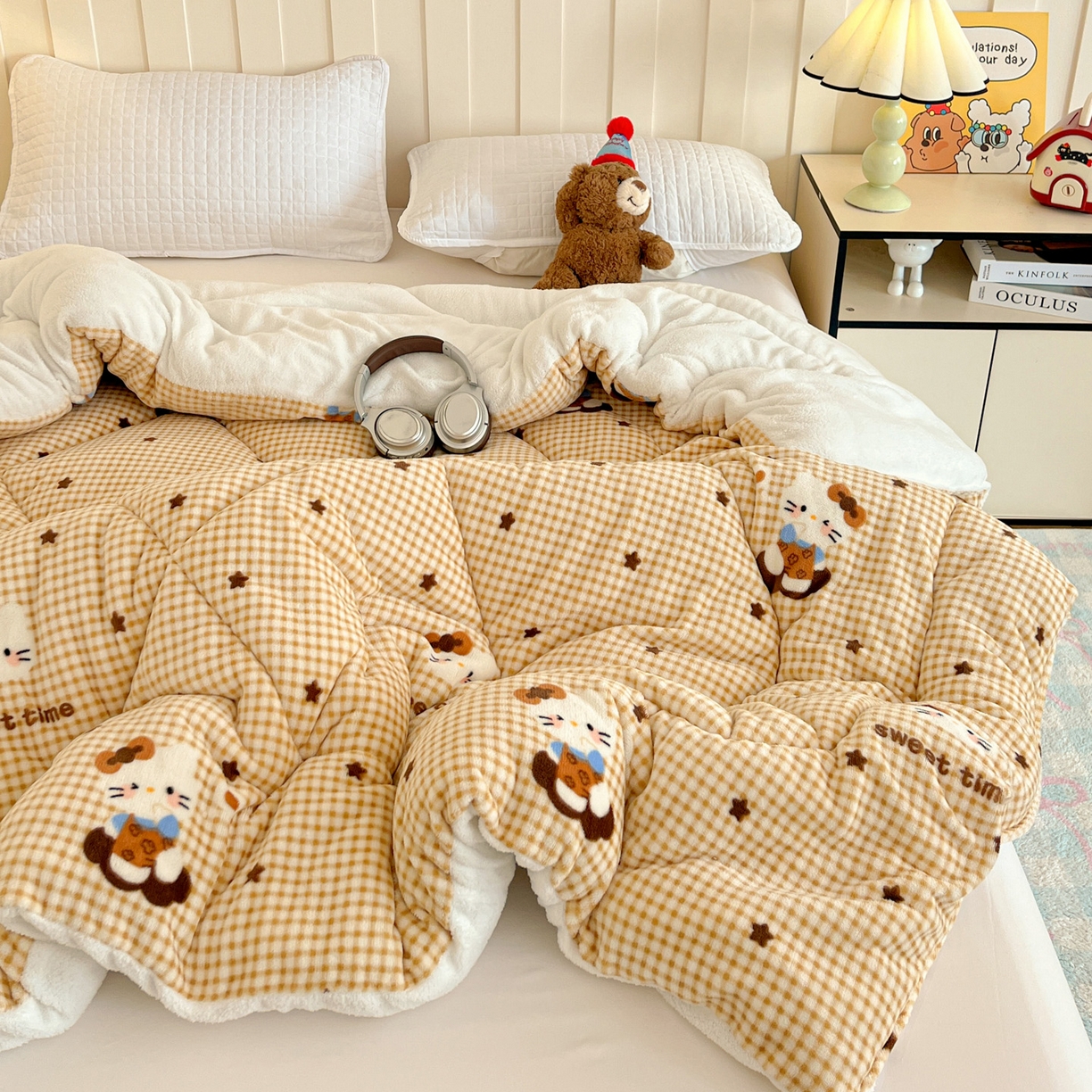 91家纺网 家纺一手货源 找家纺 铺尚美家纺 2025新款牛奶绒羊羔绒印花清新款冬被子被芯 可可猫星