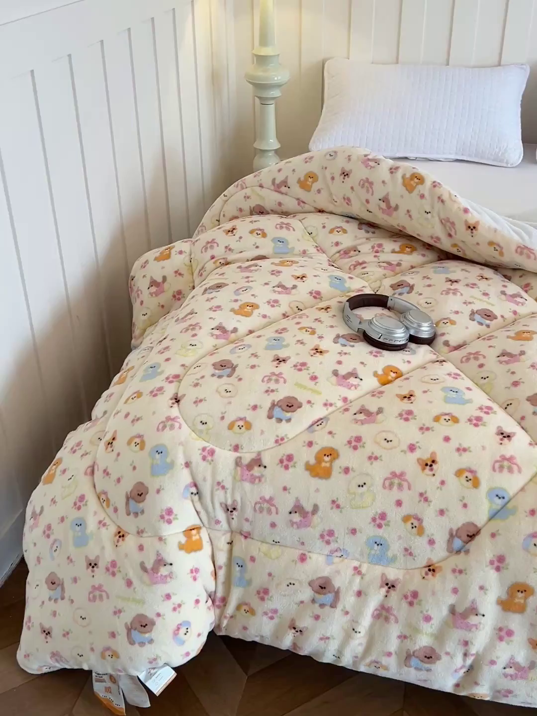 91家纺网 家纺一手货源 找家纺 铺尚美家纺 2025新款牛奶绒羊羔绒印花清新款冬被子被芯 卖萌修狗