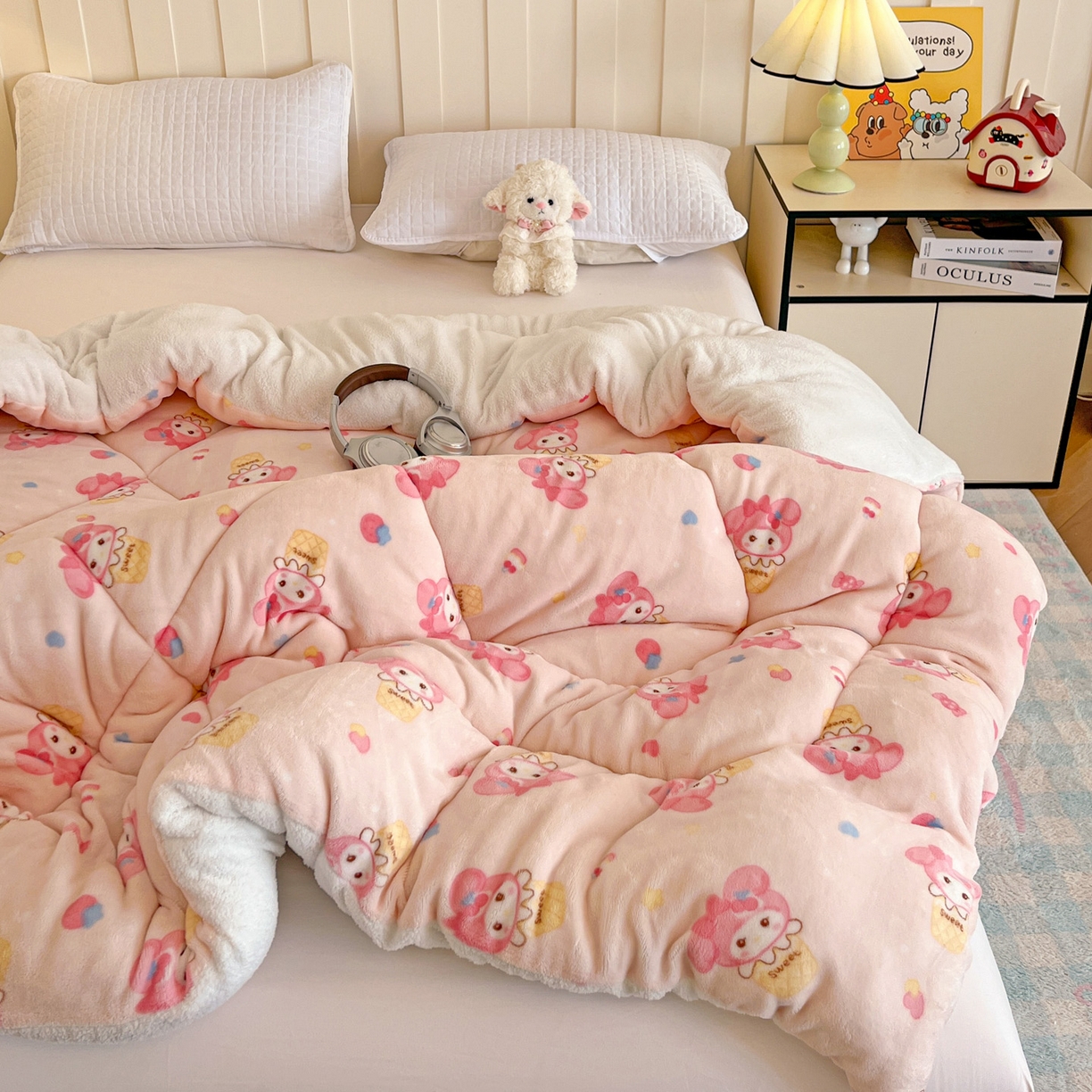 91家纺网 家纺一手货源 找家纺 铺尚美家纺 2025新款牛奶绒羊羔绒印花清新款冬被子被芯 小美甜品屋