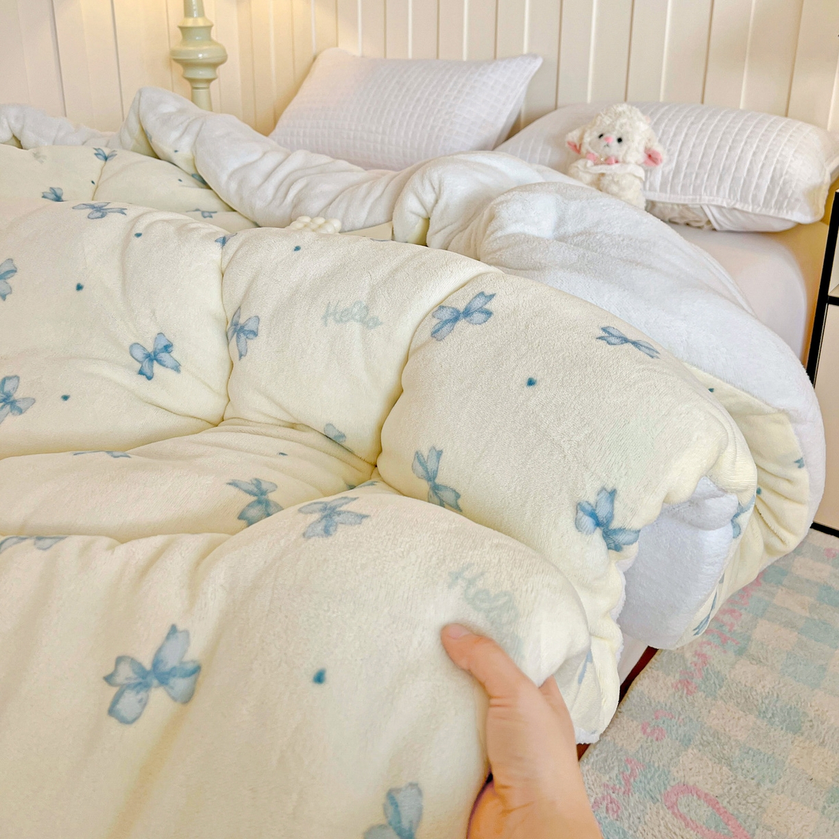 91家纺网 家纺一手货源 找家纺 铺尚美家纺 2025新款牛奶绒羊羔绒印花清新款冬被子被芯 梦幻