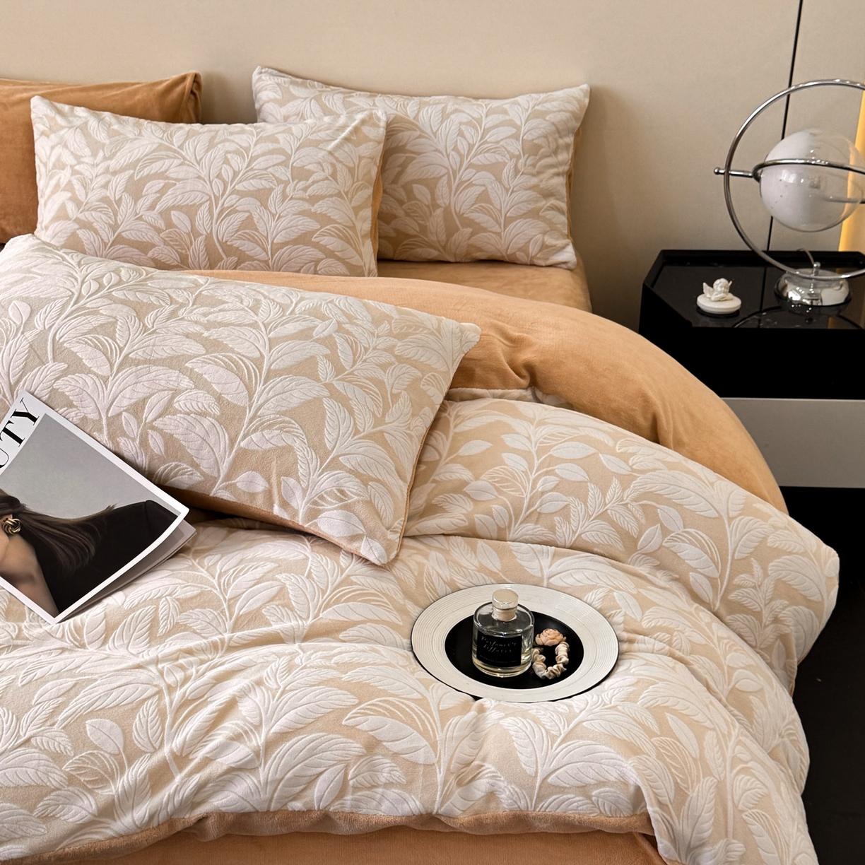 91家纺网 家纺一手货源 找家纺 吾秀家居 2025新款立体雕花牛奶绒四件套- 柔美系列 叶语