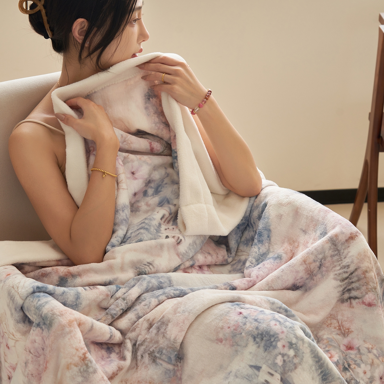 91家纺网 家纺一手货源 找家纺 寐绸家纺 2025新款牛奶绒数码印花毛毯 数码毛毯-通话世界