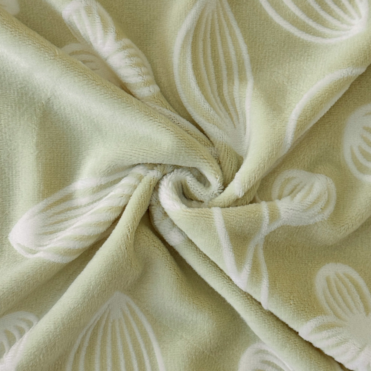 91家纺网 家纺一手货源 找家纺 吾秀家居 2025新款立体雕花牛奶绒四件套- 柔美系列 叶之舞