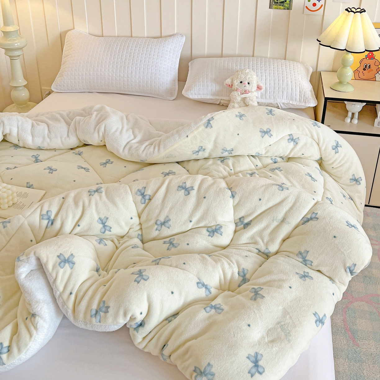 91家纺网 家纺一手货源 找家纺 铺尚美家纺 2025新款牛奶绒羊羔绒印花清新款冬被子被芯 梦幻