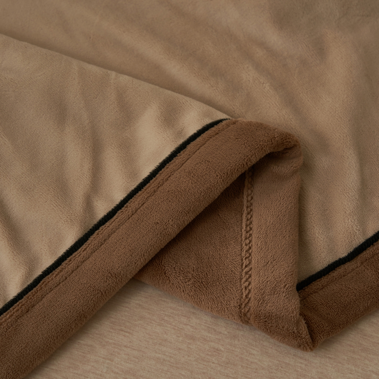 91家纺网 家纺一手货源 找家纺 （总）寐绸家纺 2025新款双面牛奶绒北欧风功能毛毯