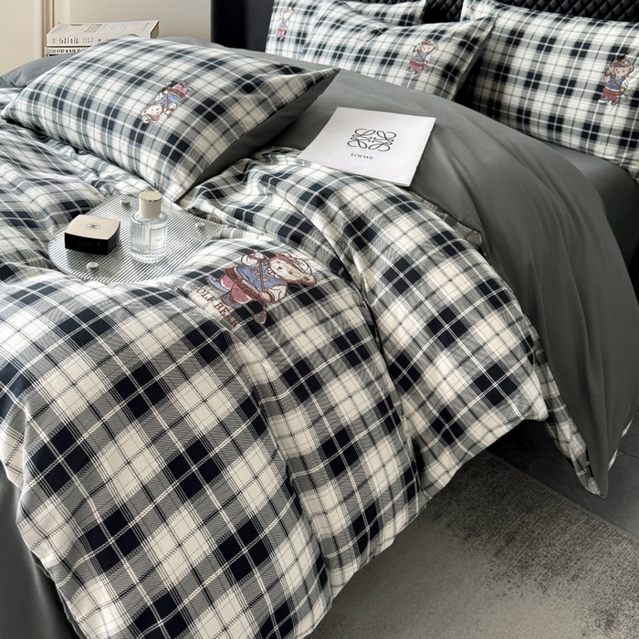 朵希曼 2026新款全棉纯棉磨毛英伦风小熊绣花系列四件套 休闲小熊-酷黑