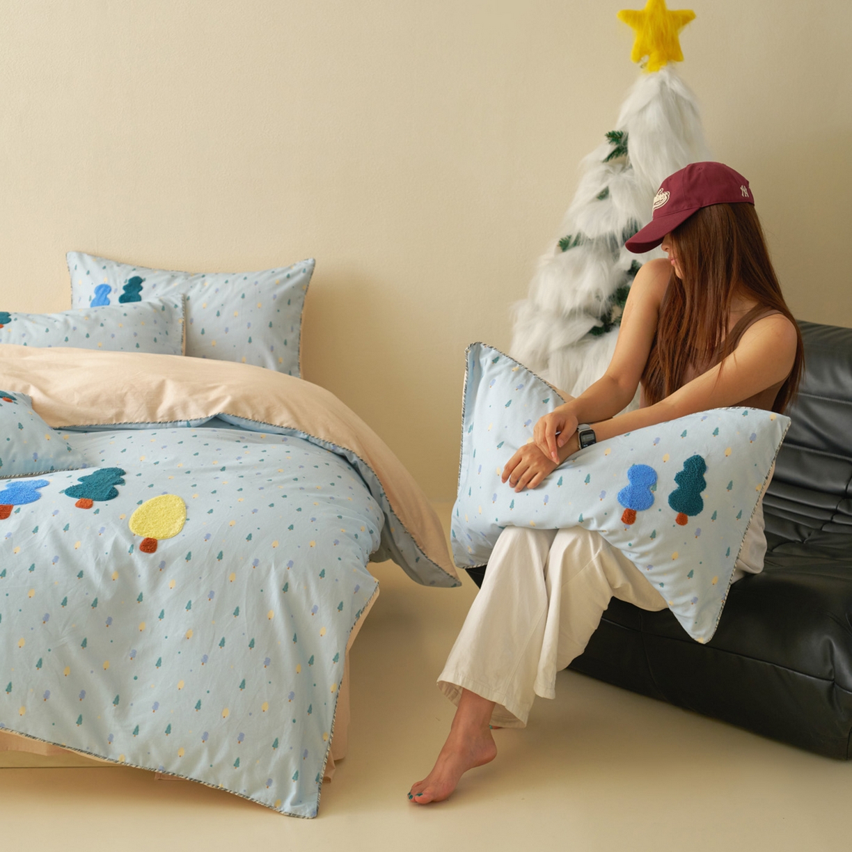 91家纺网 家纺一手货源 找家纺 久典家居 2025新款全棉加厚磨毛数码印花毛巾绣四件套（买家秀找客服） 森林蓝