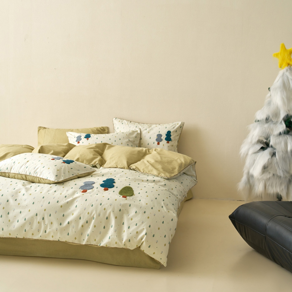 91家纺网 家纺一手货源 找家纺 久典家居 2025新款全棉加厚磨毛数码印花毛巾绣四件套（买家秀找客服） 森林绿