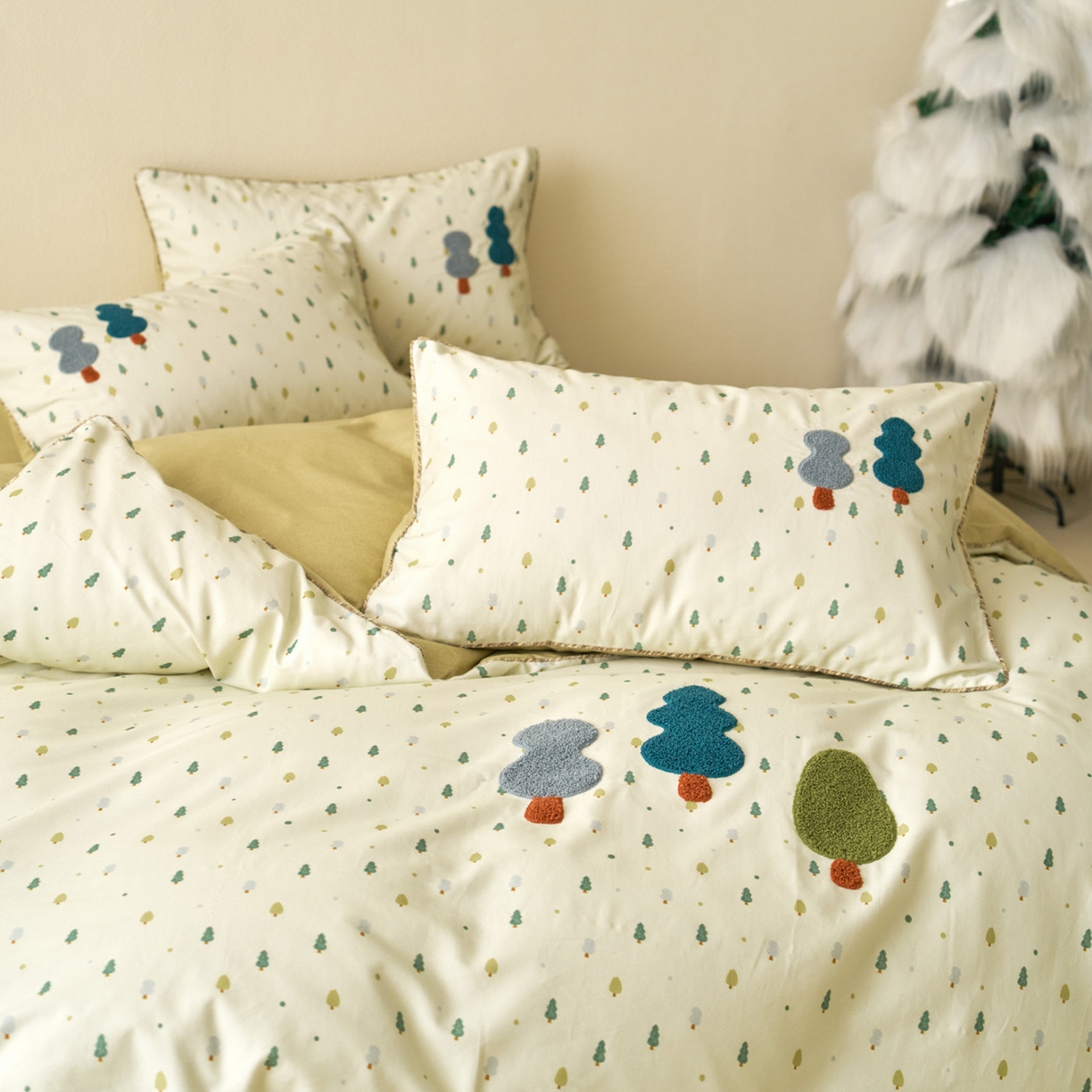 91家纺网 家纺一手货源 找家纺 久典家居 2025新款全棉加厚磨毛数码印花毛巾绣四件套（买家秀找客服） 森林绿