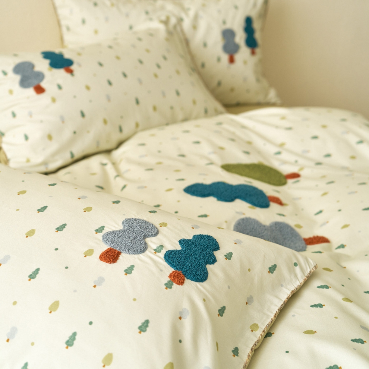 91家纺网 家纺一手货源 找家纺 久典家居 2025新款全棉加厚磨毛数码印花毛巾绣四件套（买家秀找客服） 森林绿