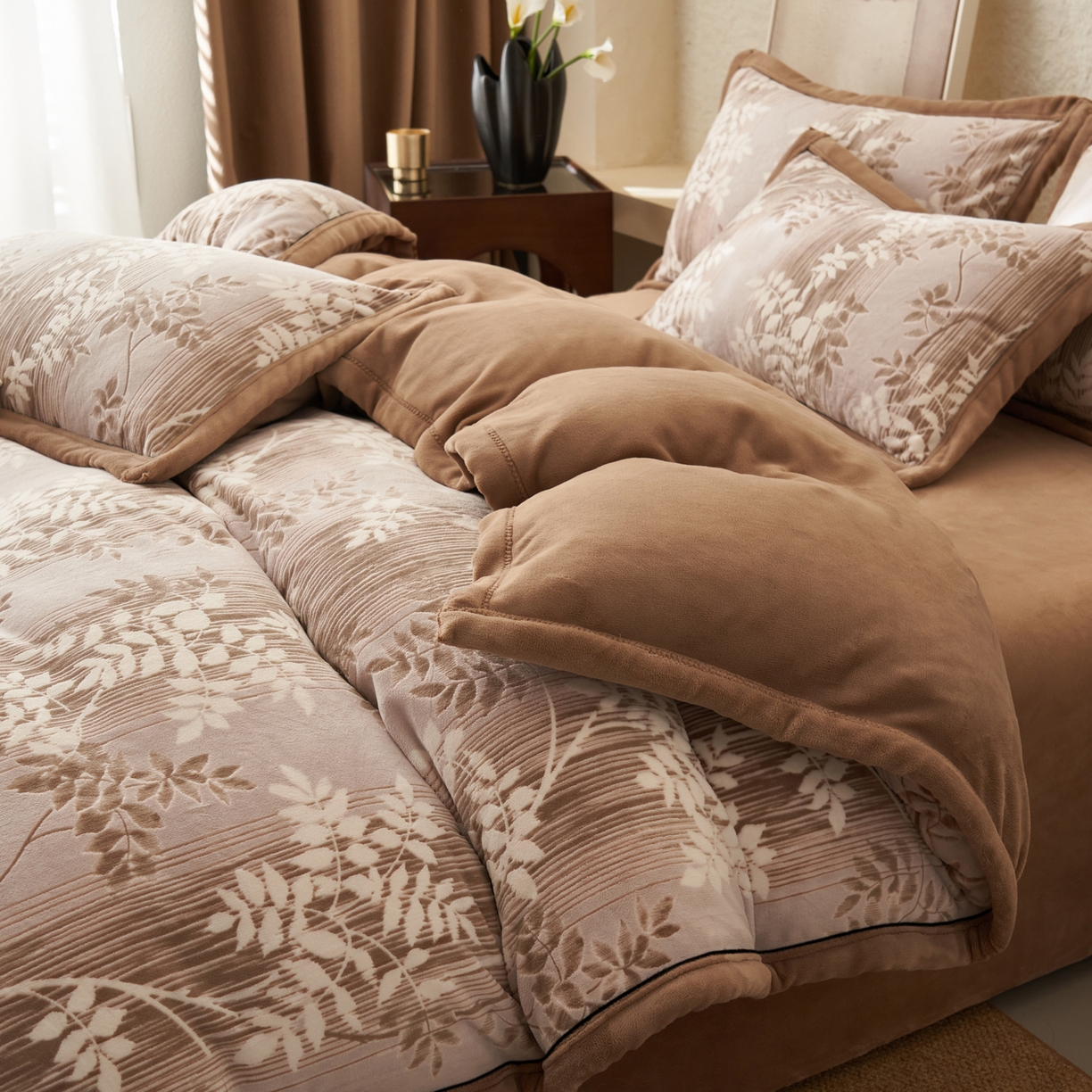 91家纺网 家纺一手货源 找家纺 寐绸家纺 2025新款牛奶绒染色雕花单被套 雕花被套-海棠