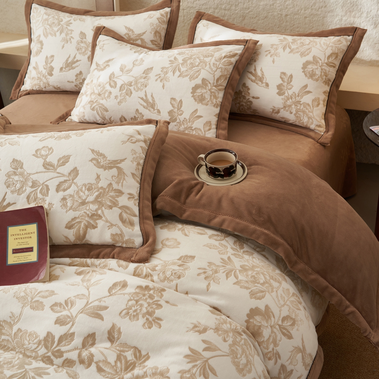 91家纺网 家纺一手货源 找家纺 寐绸家纺 2025新款牛奶绒染色雕花单被套 雕花被套-玛雅