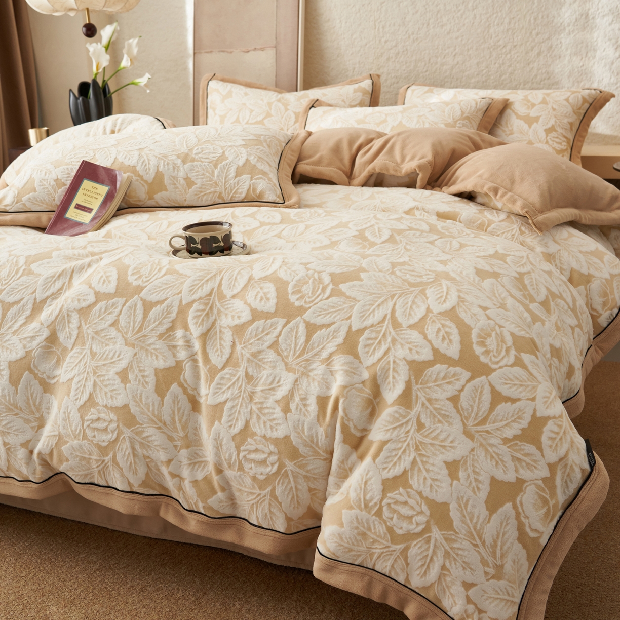 91家纺网 家纺一手货源 找家纺 寐绸家纺 2025新款牛奶绒染色雕花单被套 雕花被套-叶茂