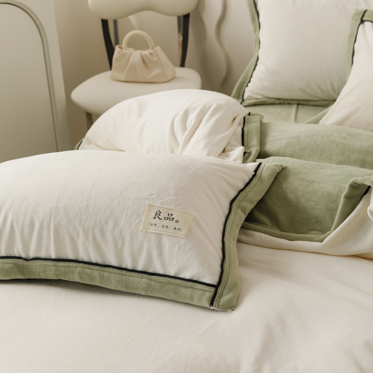 91家纺网 家纺一手货源 找家纺 （总）寐绸家纺 2025新款牛奶绒双拼单被套