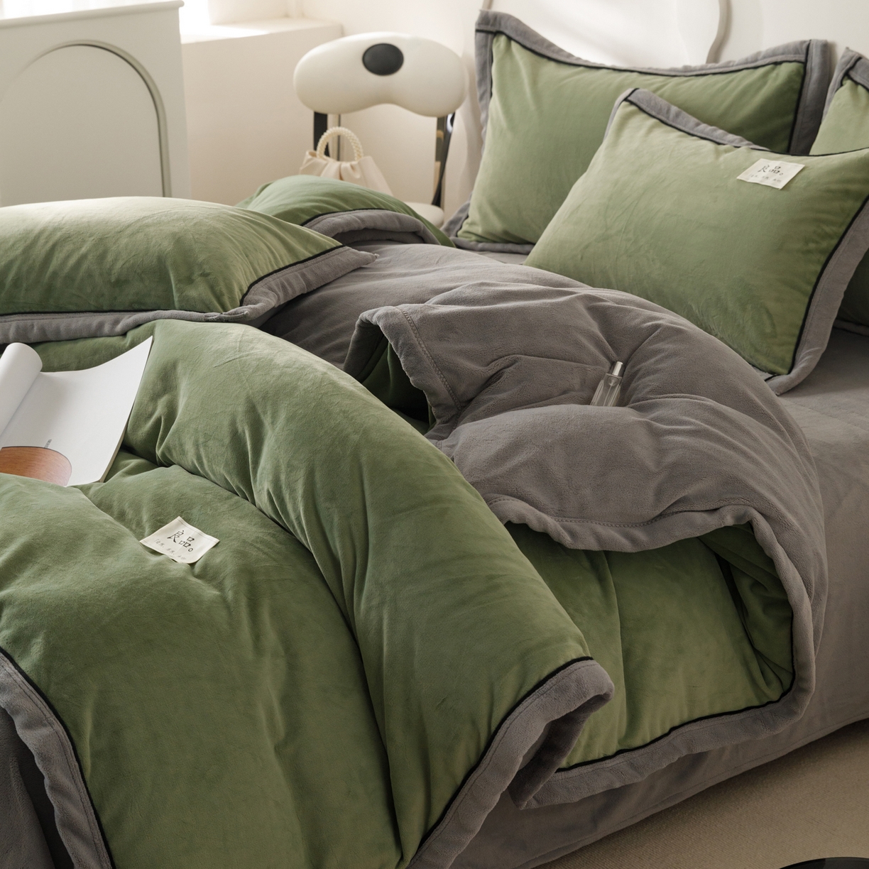 91家纺网 家纺一手货源 找家纺 （总）寐绸家纺 2025新款牛奶绒双拼单被套