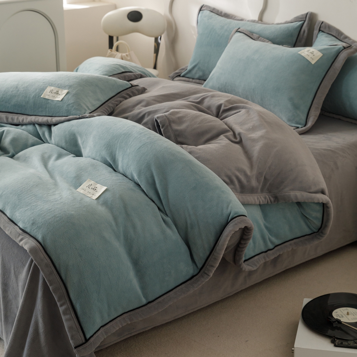 寐绸家纺 2025新款牛奶绒双拼单被套 双拼被套-宾利蓝+浅灰