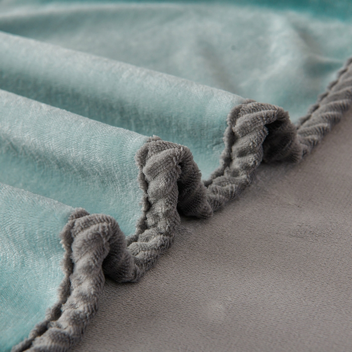 91家纺网 家纺一手货源 找家纺 妮恒美家纺 2025新款斜纹边贴标牛奶绒四件套 斜纹边-宾利蓝＋浅灰