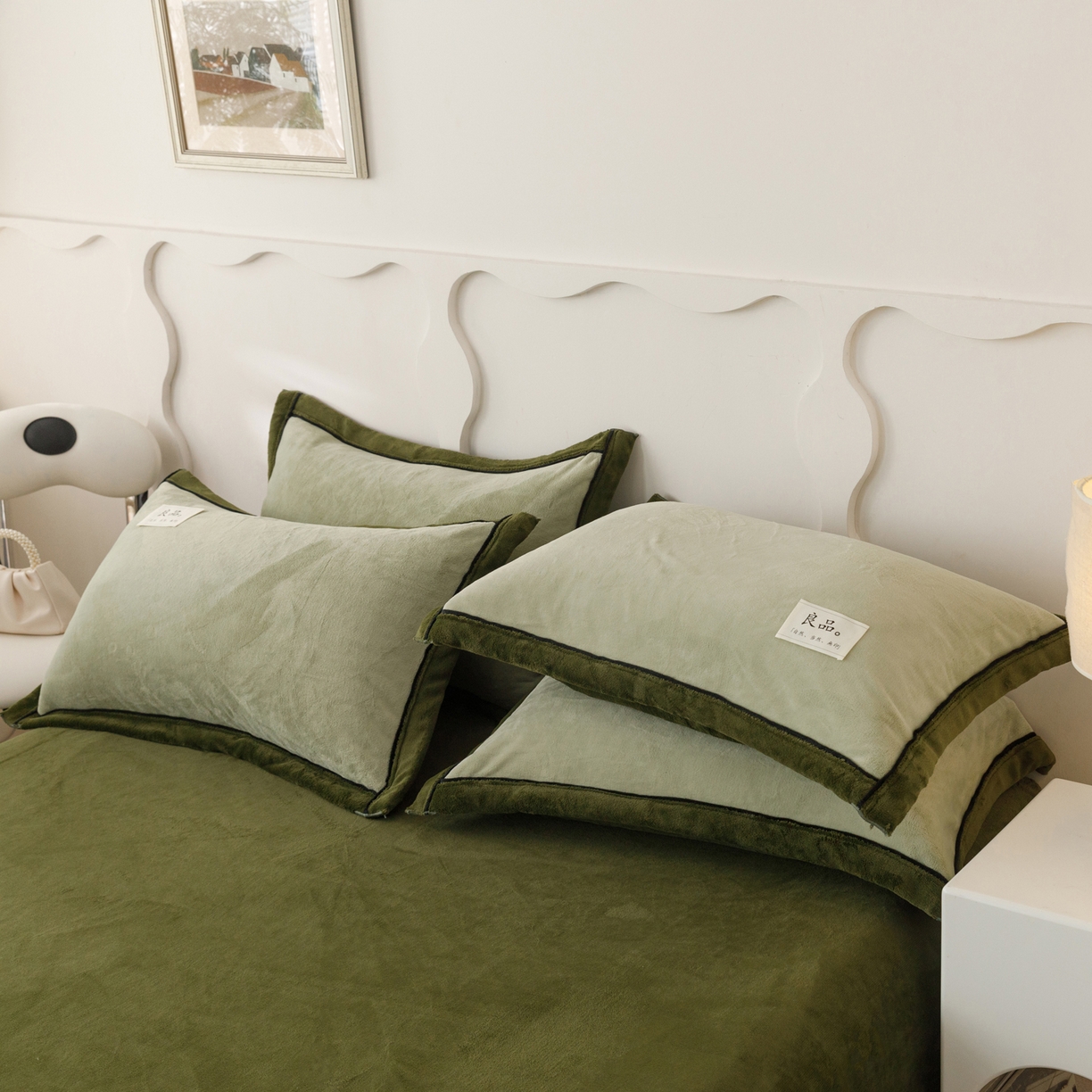 91家纺网 家纺一手货源 找家纺 寐绸家纺 2025新款牛奶绒双拼单被套 双拼被套-浅水绿+橄榄绿