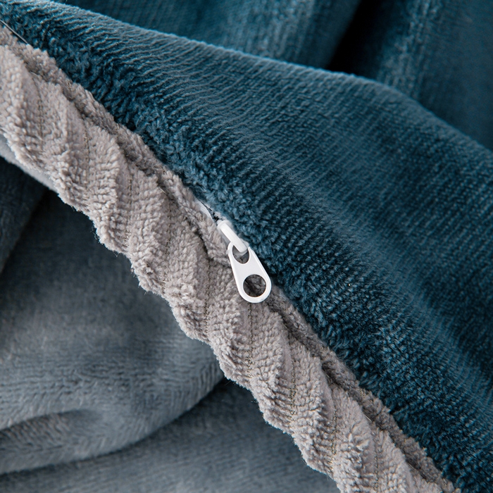 91家纺网 家纺一手货源 找家纺 妮恒美家纺 2025新款斜纹边贴标牛奶绒四件套 斜纹边-藏蓝＋深灰