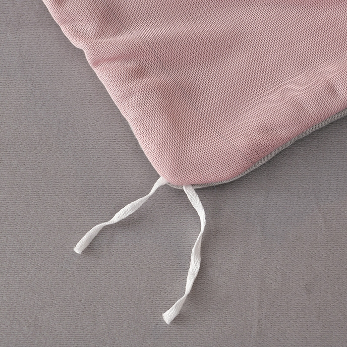 91家纺网 家纺一手货源 找家纺 妮恒美家纺 2025新款斜纹边贴标牛奶绒四件套 斜纹边-豆沙＋浅灰