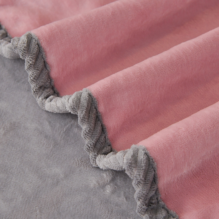 91家纺网 家纺一手货源 找家纺 妮恒美家纺 2025新款斜纹边贴标牛奶绒四件套 斜纹边-豆沙＋浅灰