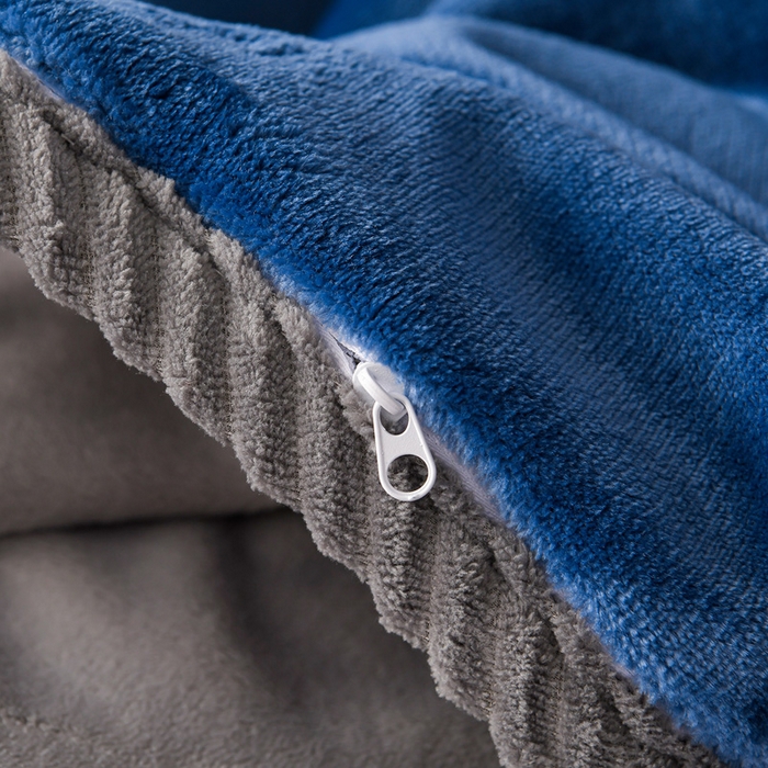 91家纺网 家纺一手货源 找家纺 妮恒美家纺 2025新款斜纹边贴标牛奶绒四件套 斜纹边-深蓝＋浅灰