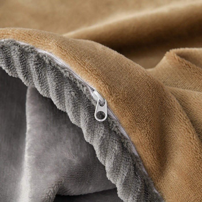 91家纺网 家纺一手货源 找家纺 妮恒美家纺 2025新款斜纹边贴标牛奶绒四件套 斜纹边-深驼加浅灰