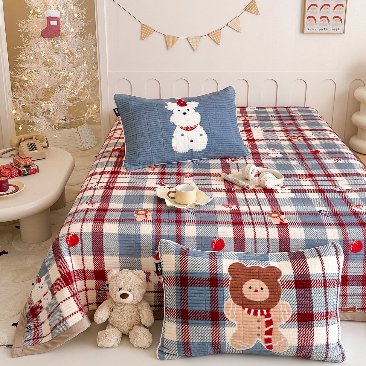 91家纺网 家纺一手货源 找家纺 （总）RYB红黄兰 2025新款设计师原创数码印花牛奶绒夹棉床盖三件套