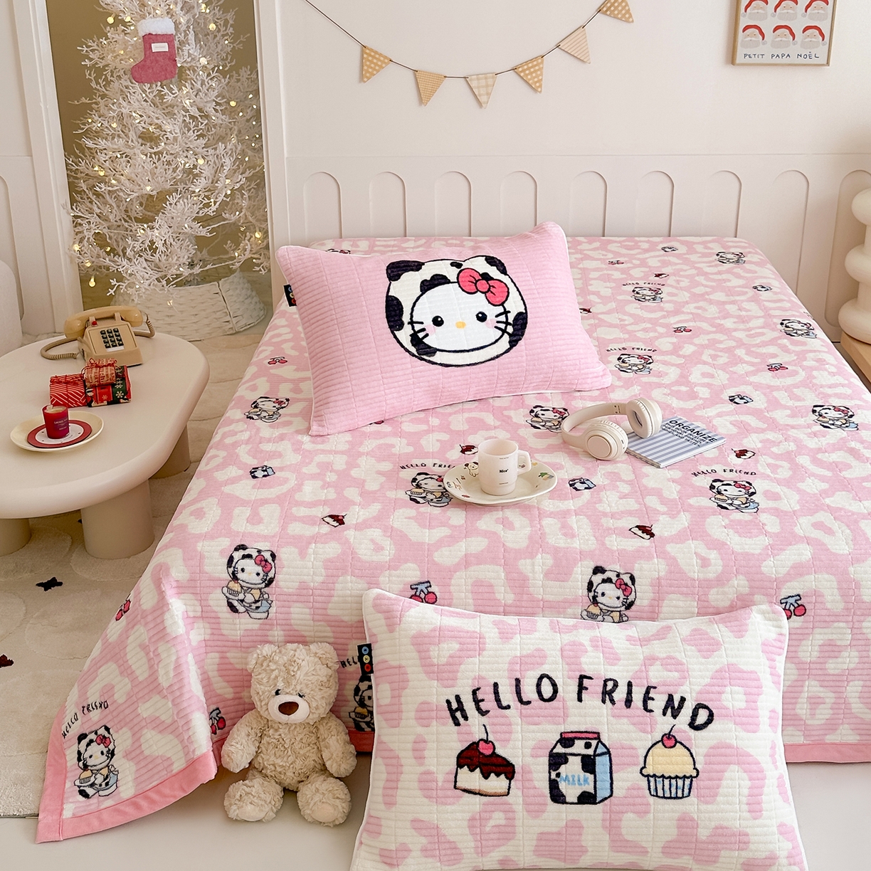 91家纺网 家纺一手货源 找家纺 （总）RYB红黄兰 2025新款设计师原创数码印花牛奶绒夹棉床盖三件套