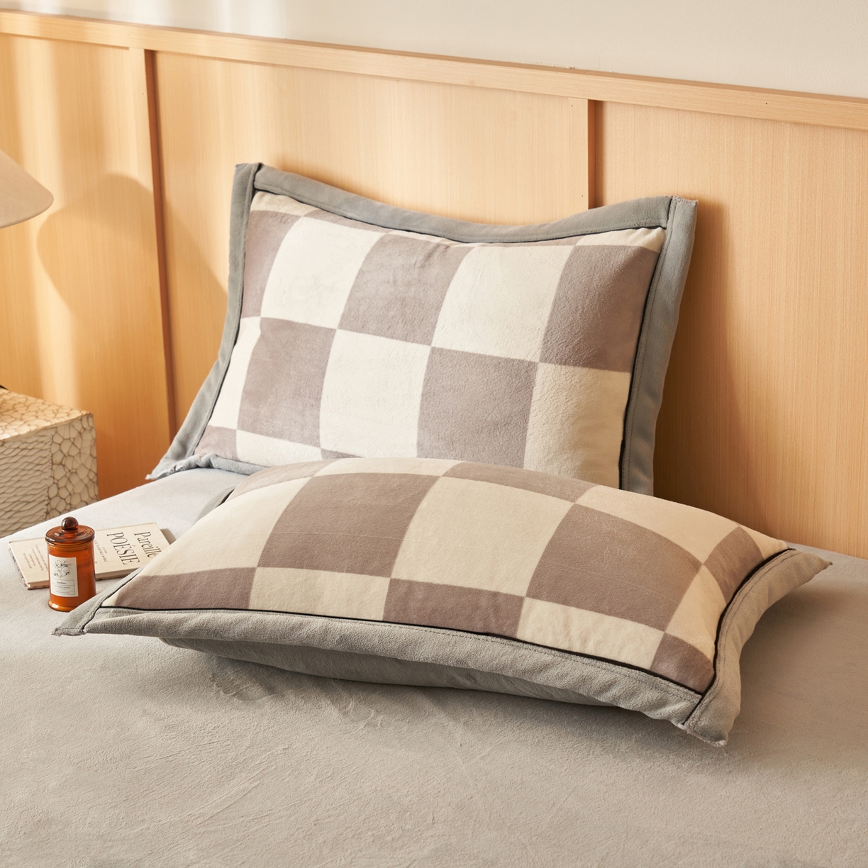 91家纺网 家纺一手货源 找家纺 寐绸家纺 2025新款牛奶绒无印风单被套 无印风被套-灰白格